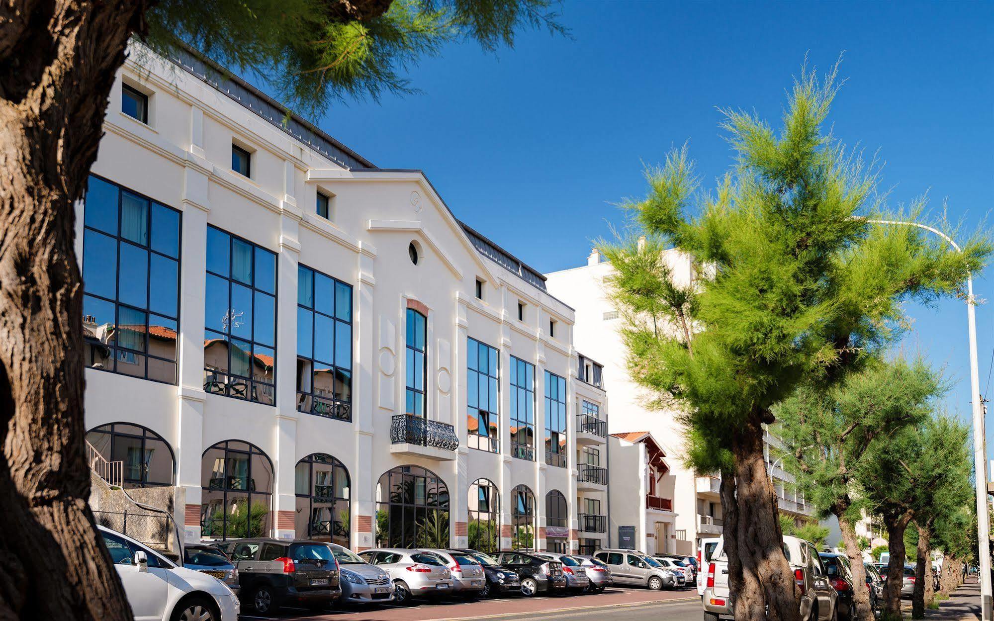 Lagrange Vacances Les Patios Eugenie Biarritz Exterior foto